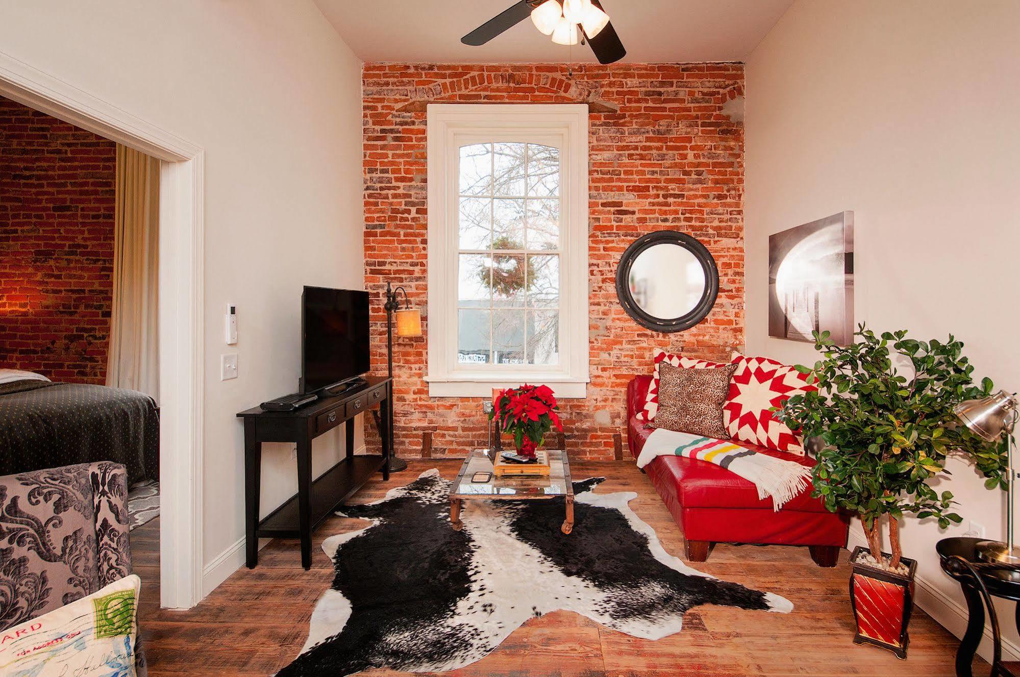 Soho Lofts (Adults Only) Hotel Milledgeville Exterior photo